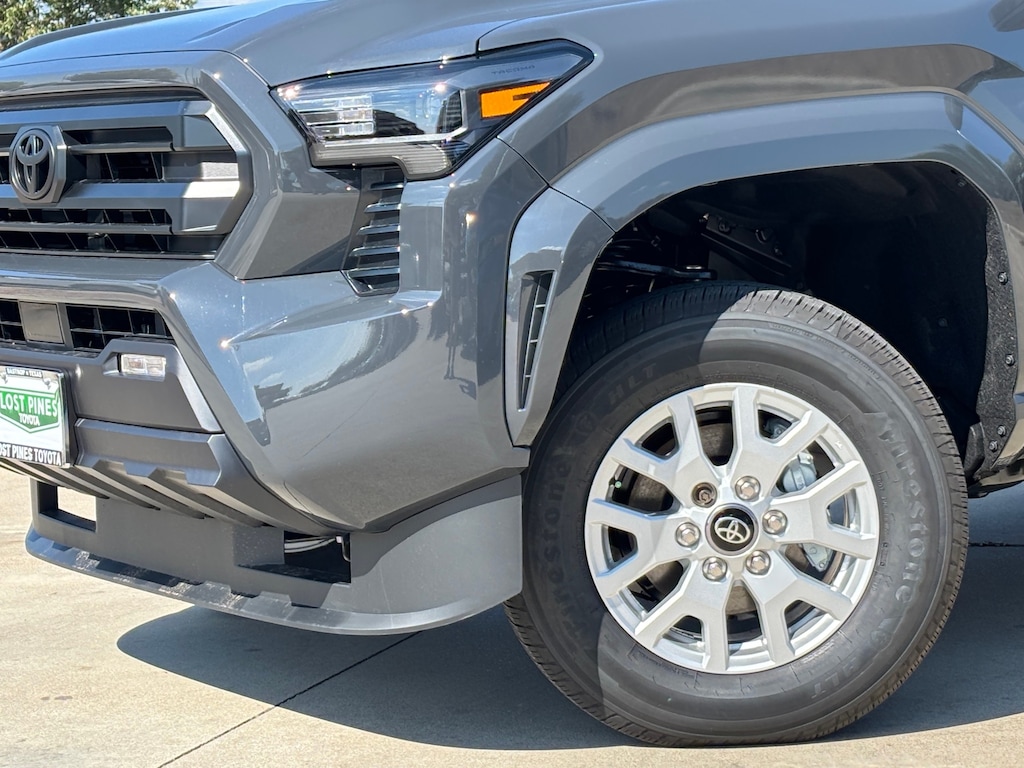 New 2025 Toyota Tacoma SR5 4X4 DOUBLE CAB
