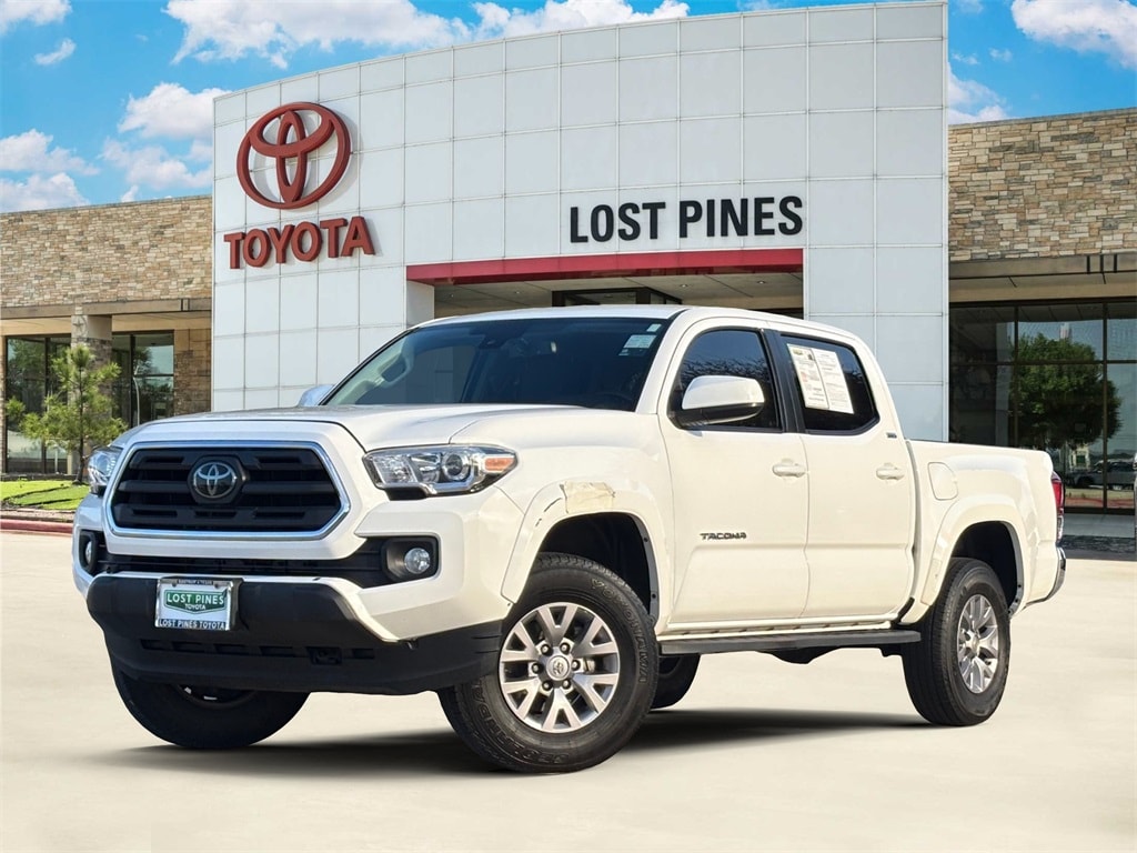 2018 Toyota Tacoma SR5's photo