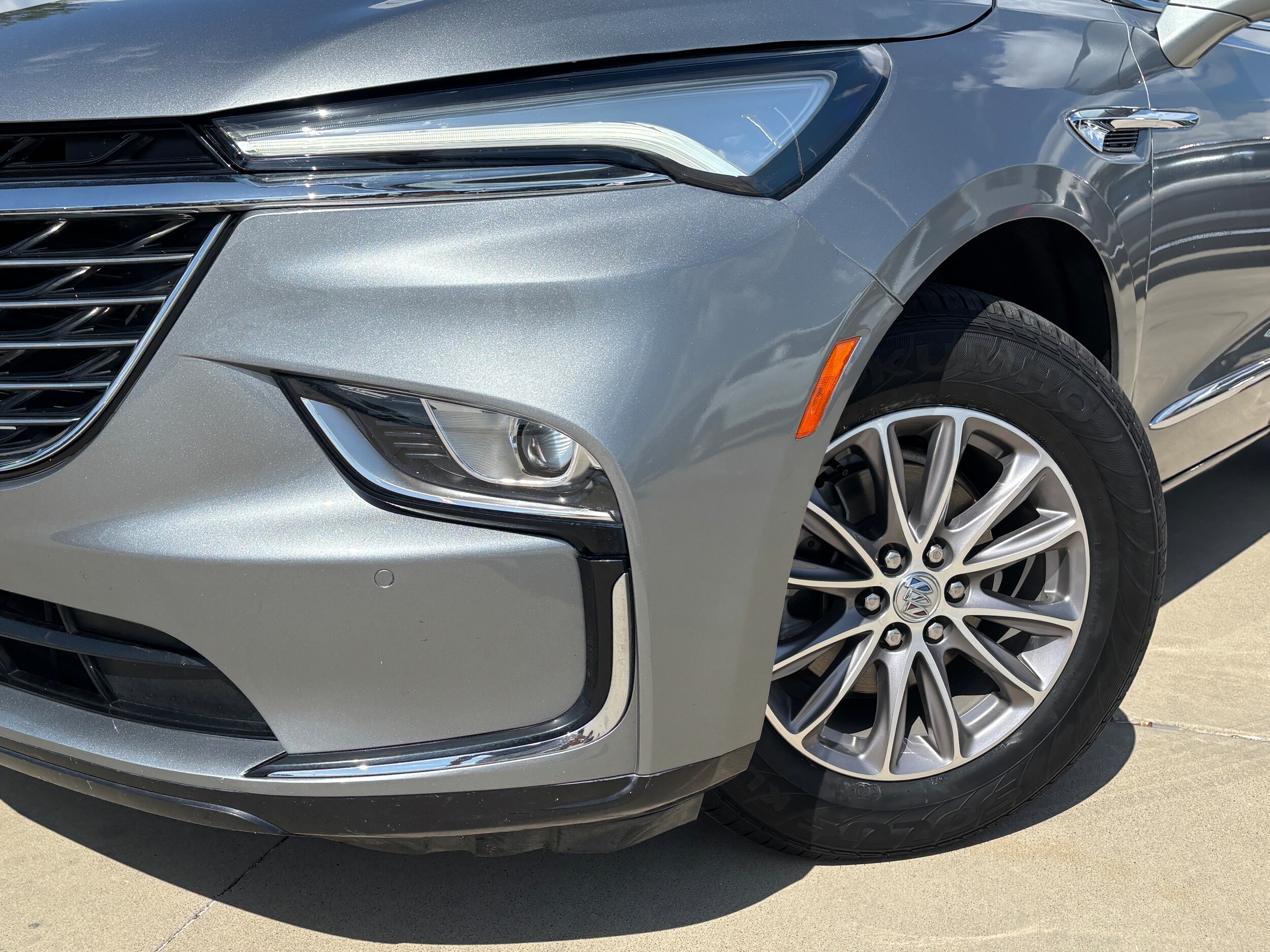 2024 Buick Enclave Premium photo 2