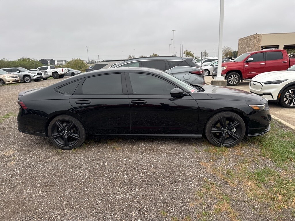 2023 Honda Accord Hybrid Sport-L photo 4