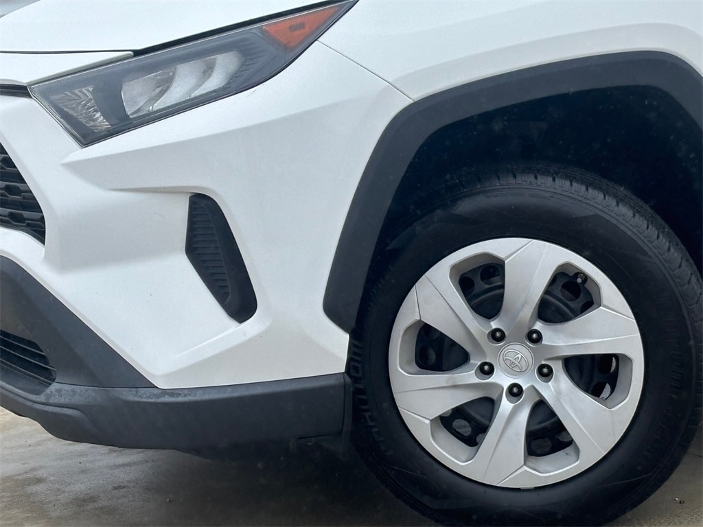 Used 2020 Toyota RAV4 LE SUV