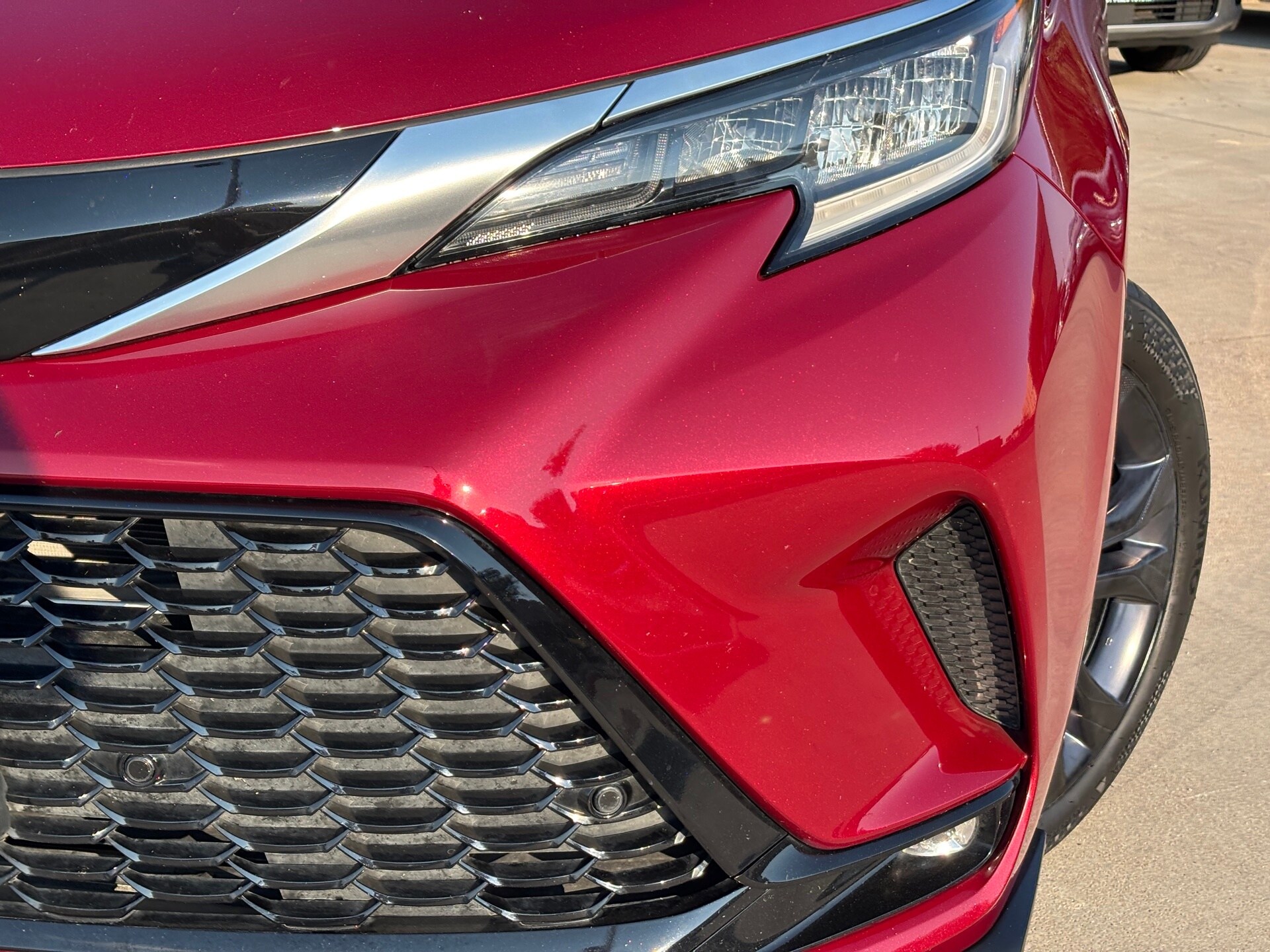 2023 Toyota Sienna XSE photo 3