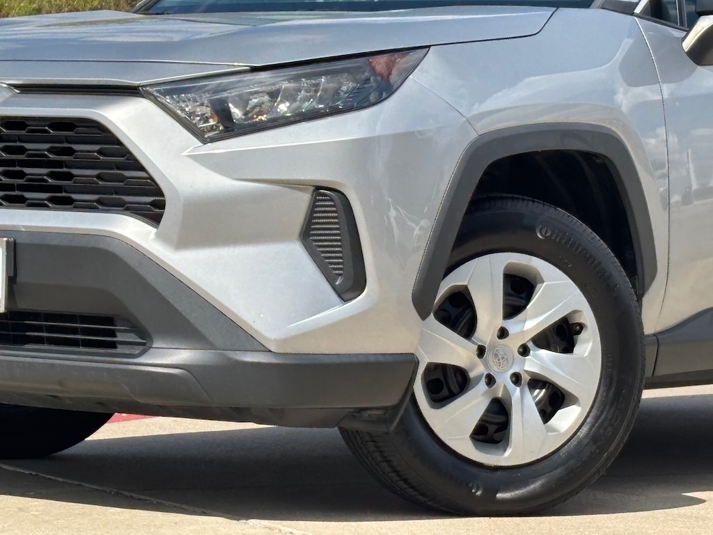 Used 2021 Toyota RAV4 LE SUV