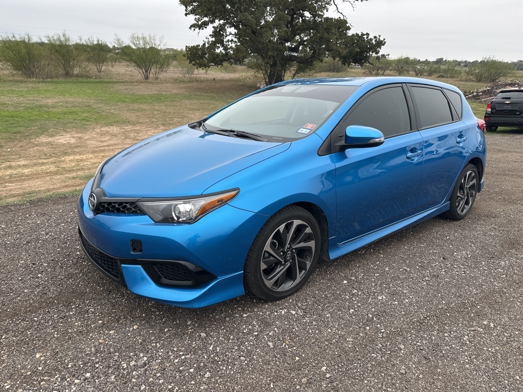2016 Scion iM Base