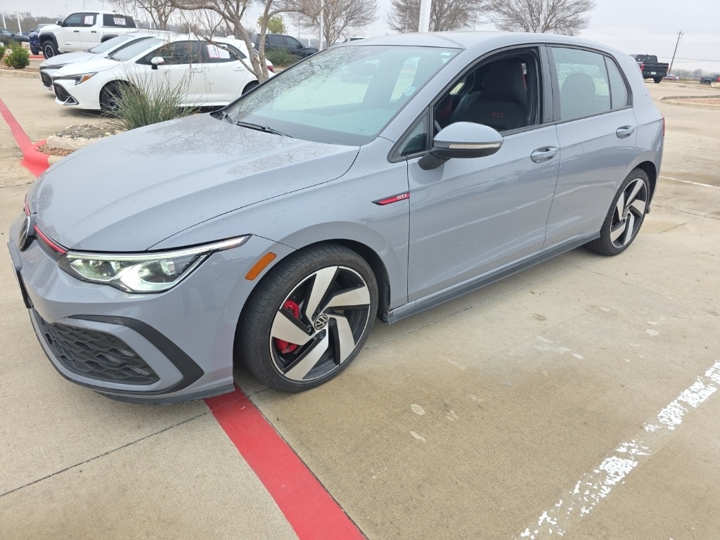 2024 Volkswagen Golf GTI S's photo