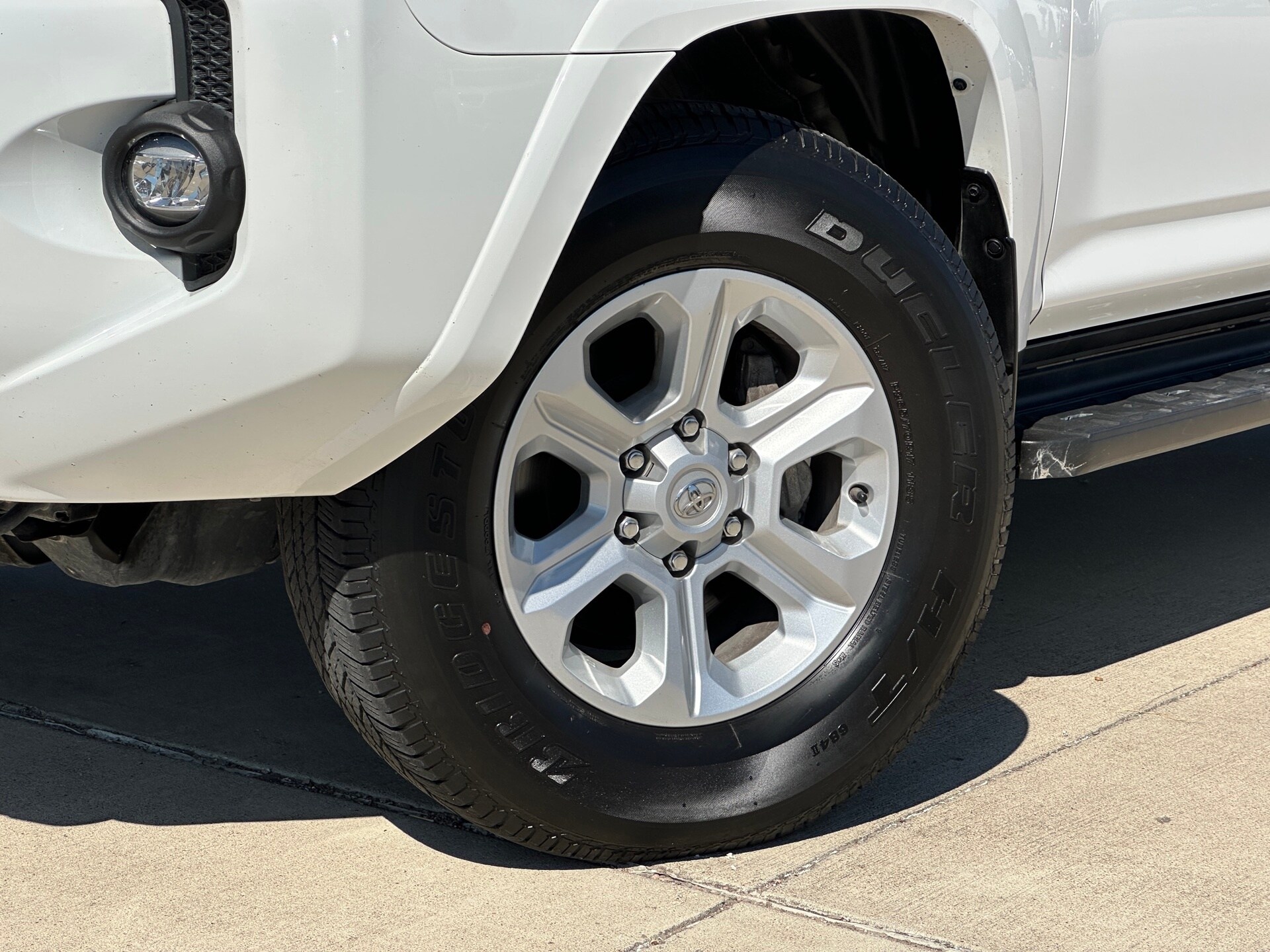 2024 Toyota 4Runner SR5 photo 2