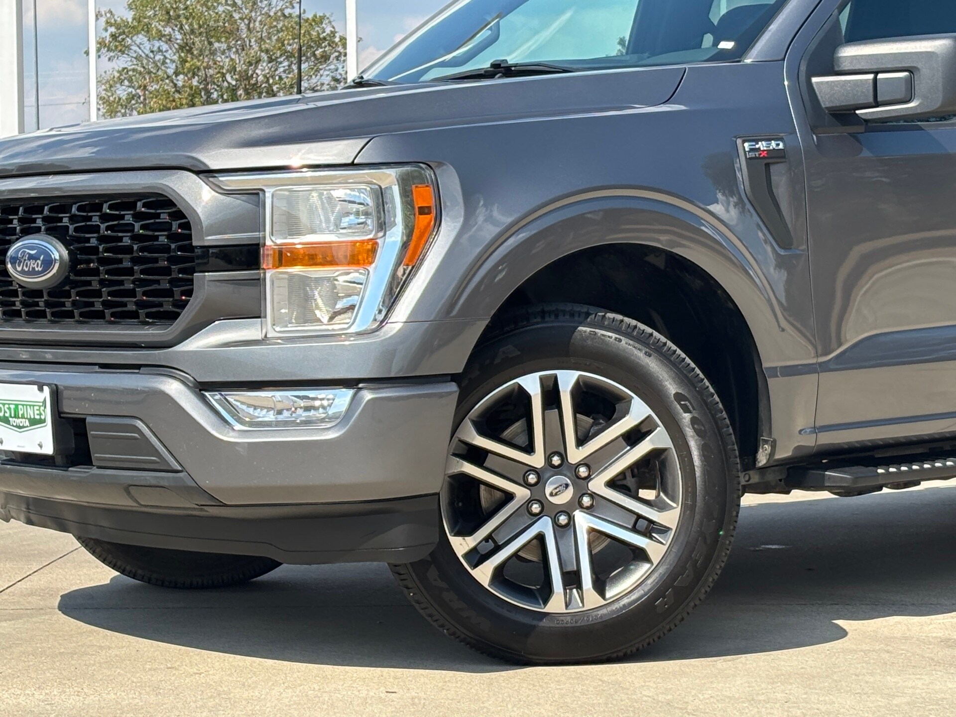 2021 Ford F-150 XL photo 3
