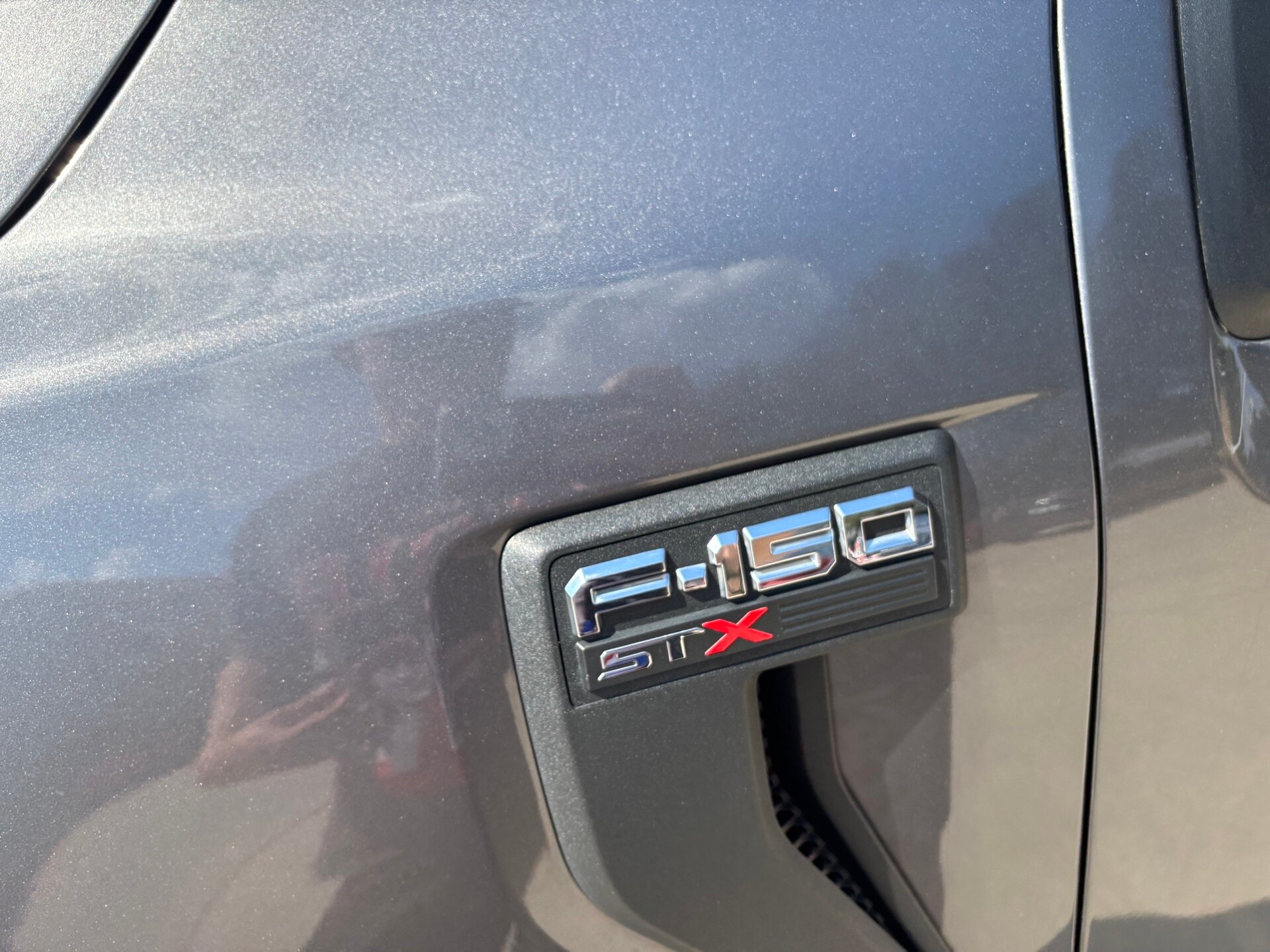 2021 Ford F-150 XL photo 4