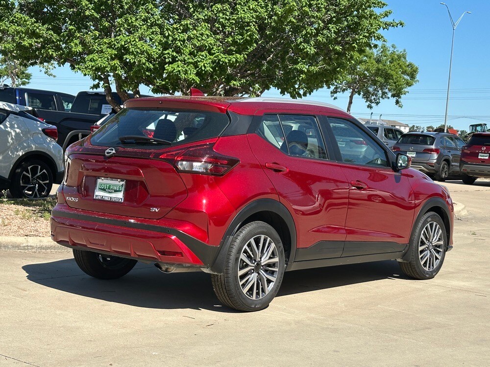 2023 Nissan Kicks SV photo 4