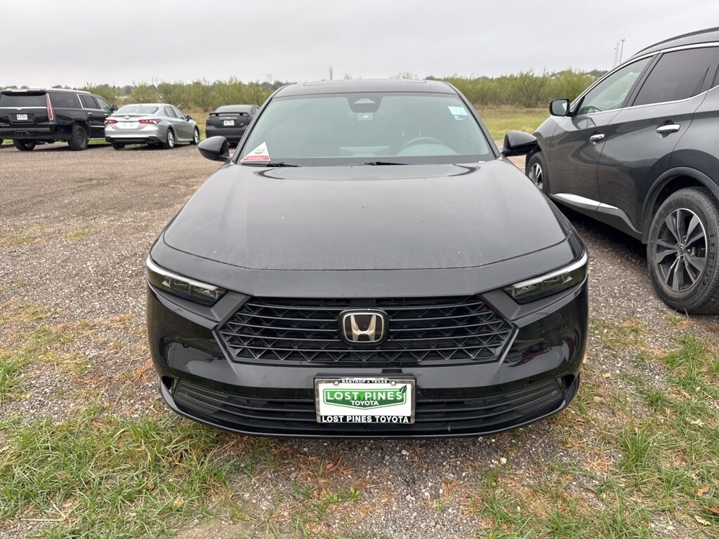 2023 Honda Accord Hybrid Sport-L photo 2