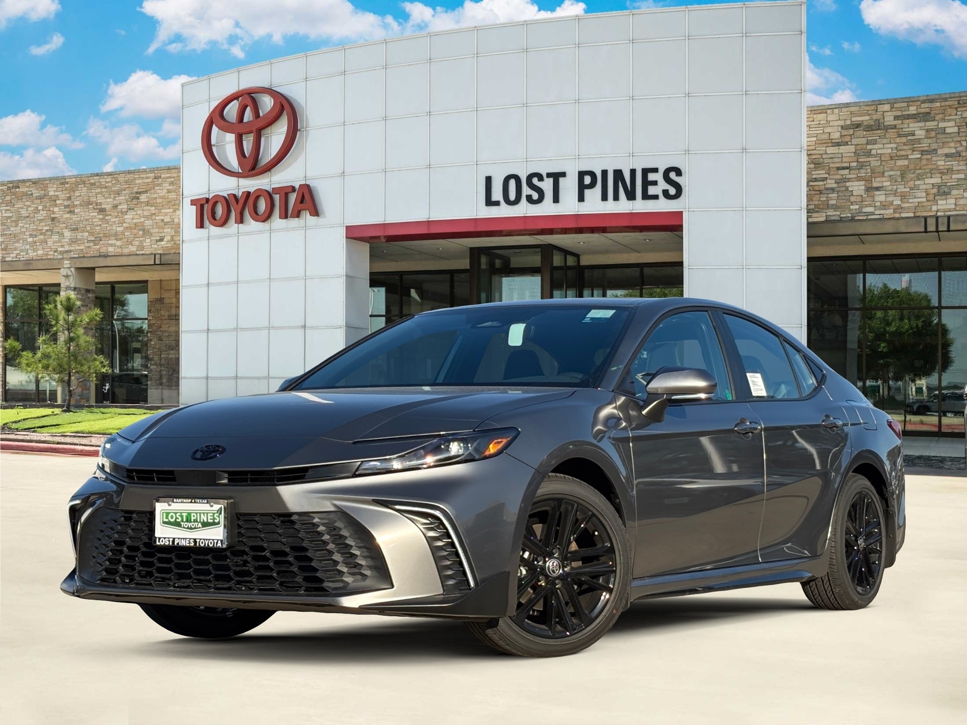 2026 Toyota Camry SE's photo