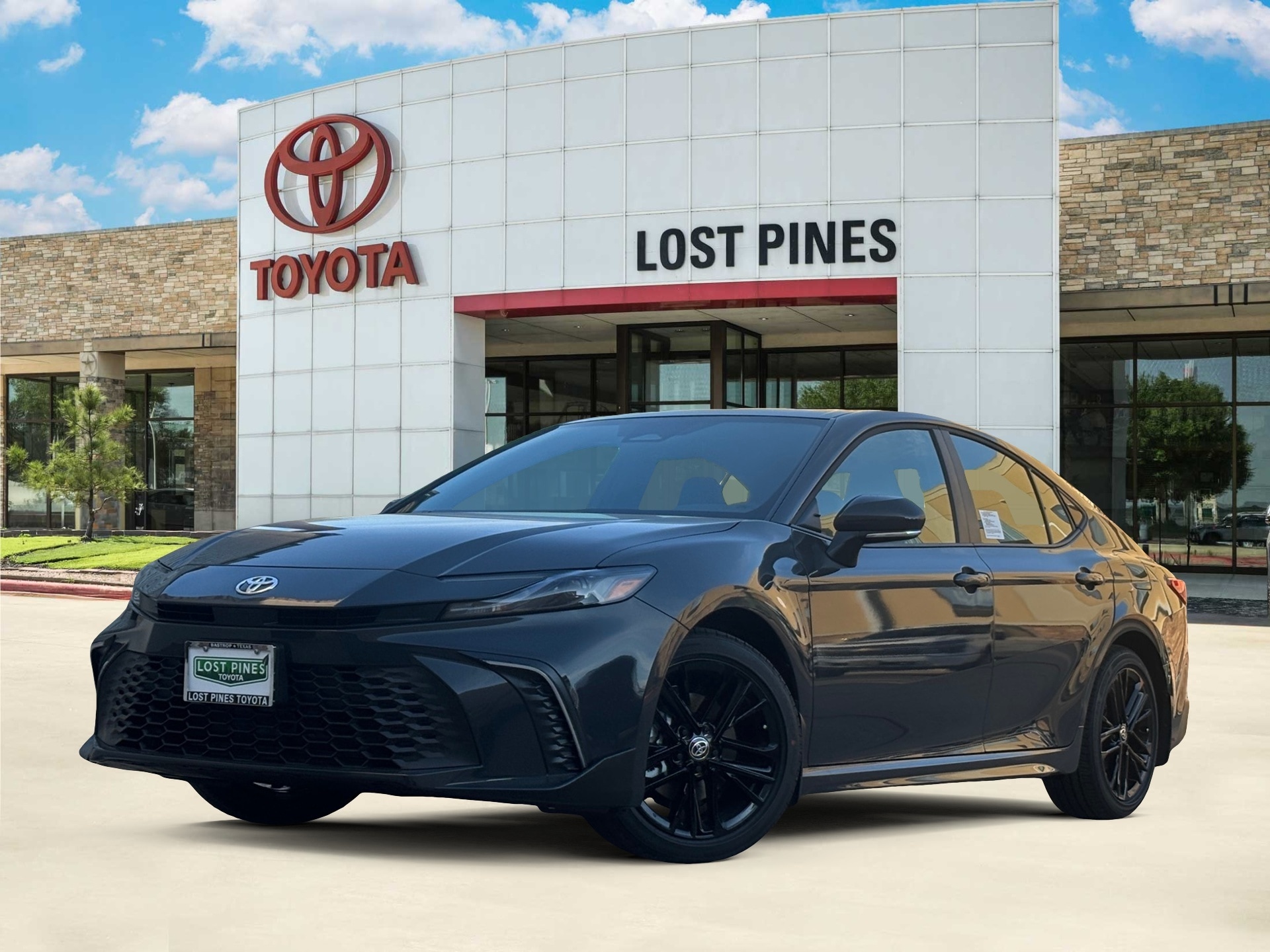 2026 Toyota Camry SE's photo