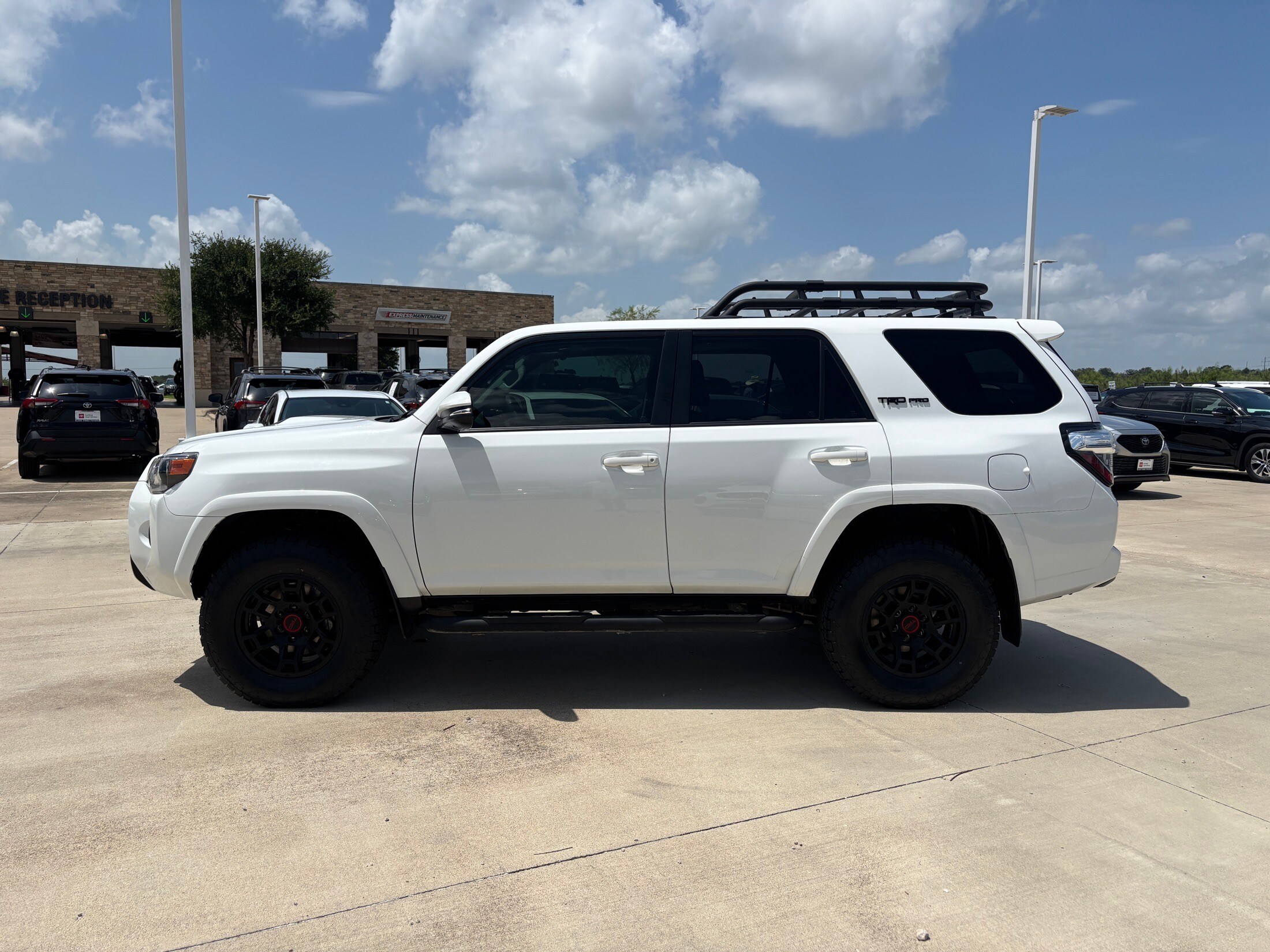 2023 Toyota 4Runner TRD Pro photo 4