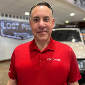 Staff member Jimmy Voigt from ID_e64510dfe1d0