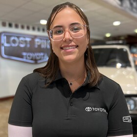 Staff member Chloe Julius from ID_890ab67a4277