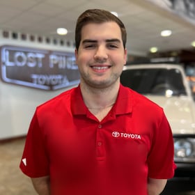 Staff member Michael Liriano from ID_e64510dfe1d0