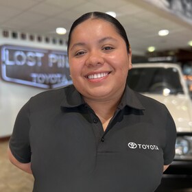 Staff member Erika Lopez from ID_890ab67a4277