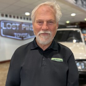 Staff member Charlie Akin from ID_e64510dfe1d0