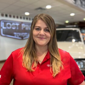 Staff member Starla Cullens from ID_e64510dfe1d0