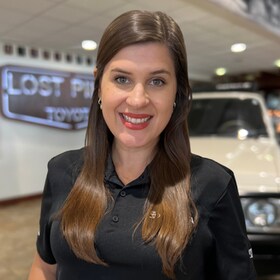 Staff member Christy Shea from ID_23b8a2