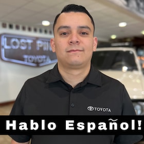 Staff member Henry Dubon from ID_2f0de383ef1d