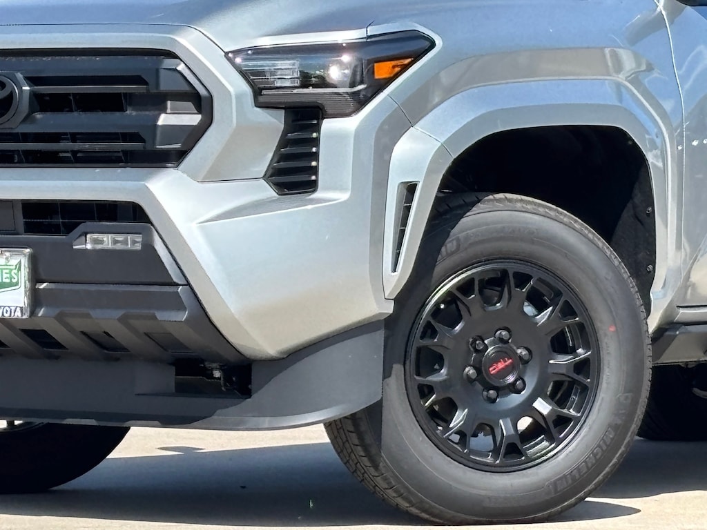 New 2025 Toyota Tacoma SR5 4X4 DOUBLE CAB