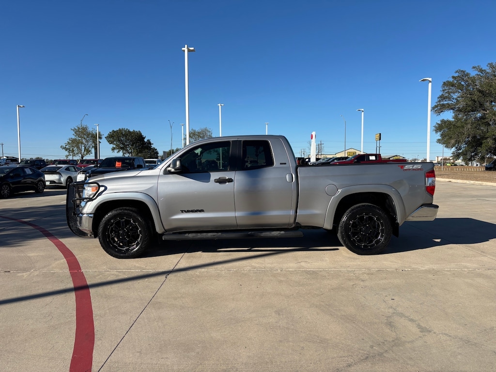 Used 2017 Toyota Tundra SR5 Truck