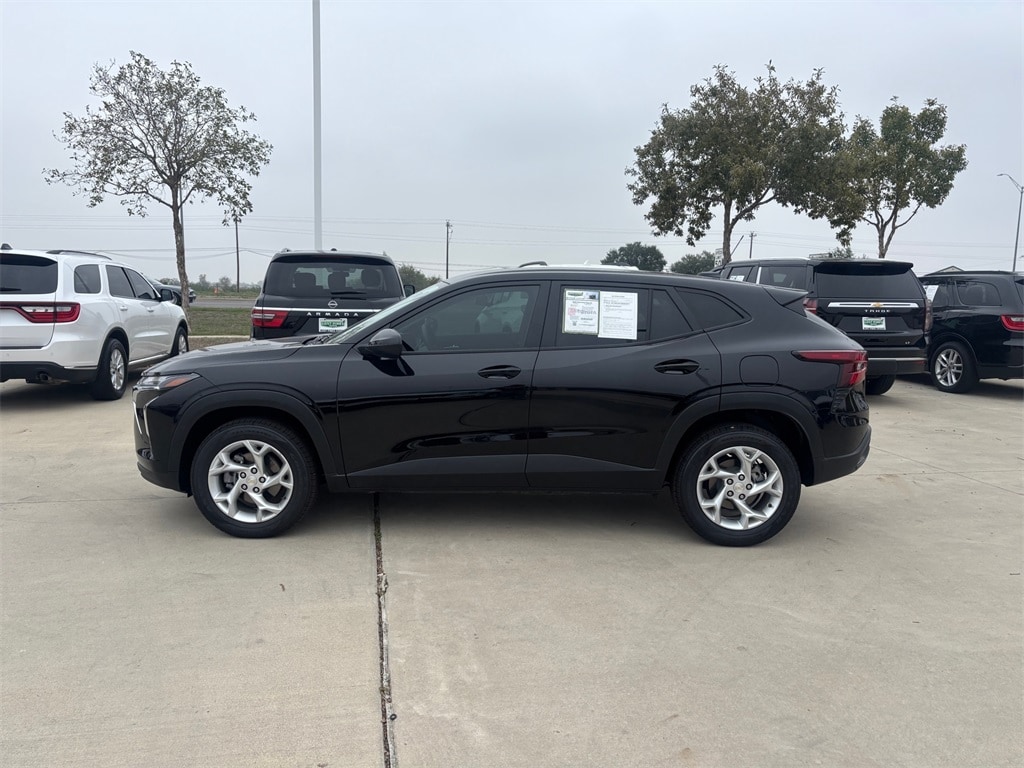 Used 2025 Chevrolet Trax LS SUV