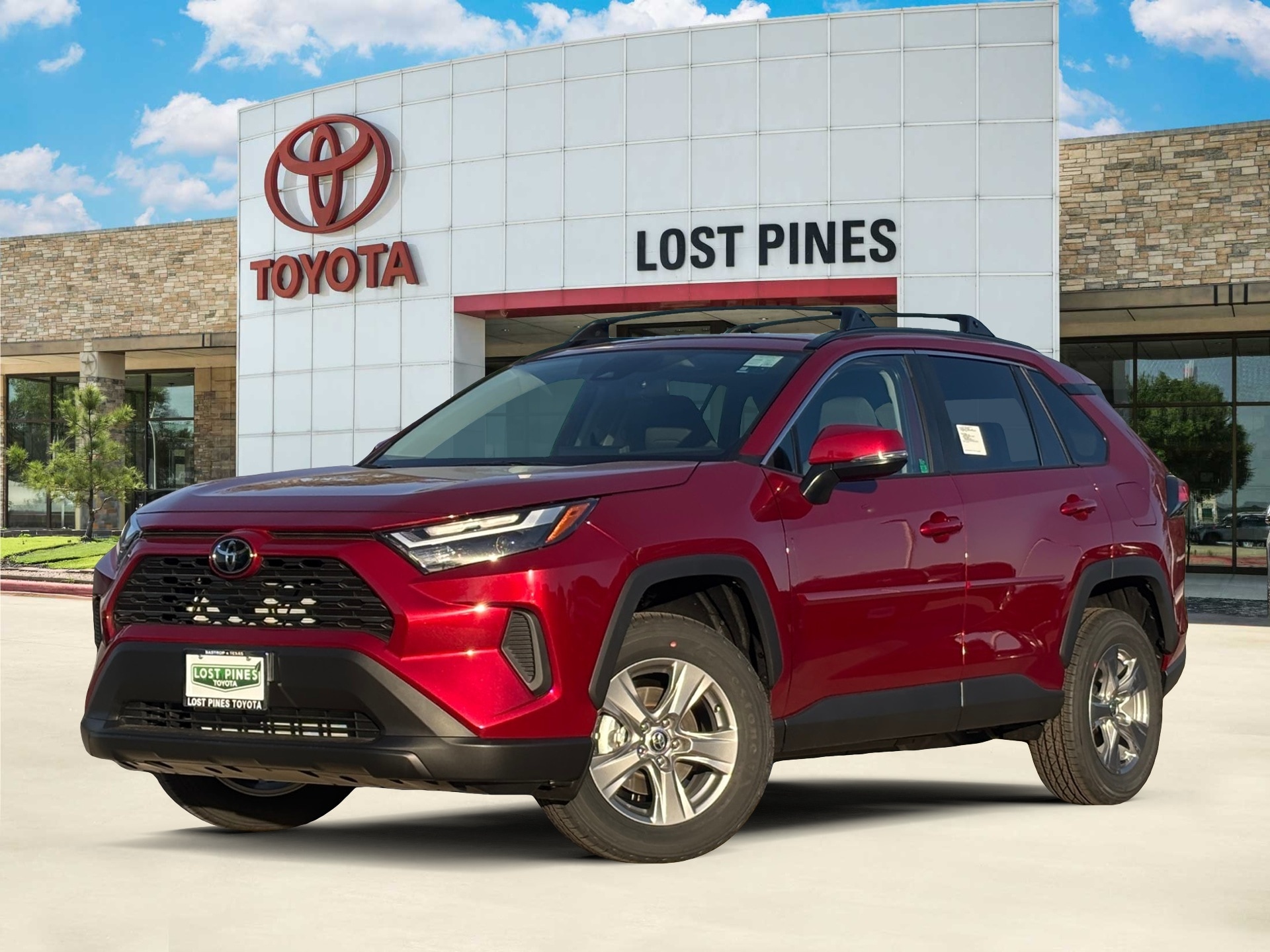 2025 Toyota RAV4 XLE's photo