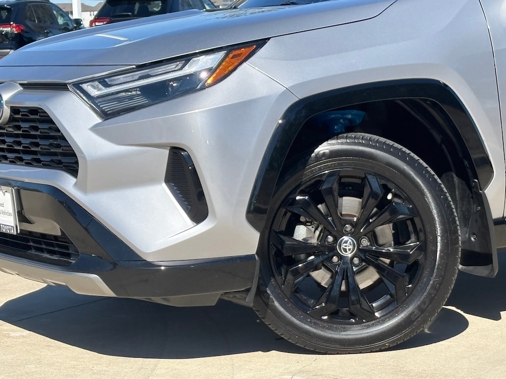 Used 2023 Toyota RAV4 Hybrid SE SUV