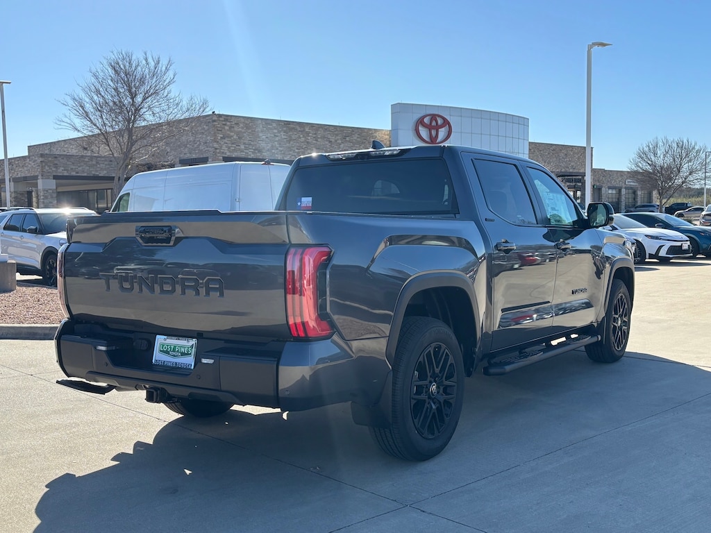 New 2026 Toyota Tundra Limited LIMITED CREWMAX 5.5