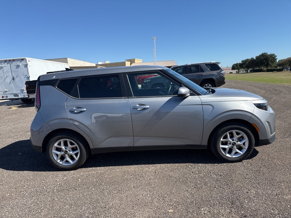 Used 2023 Kia Soul LX Hatchback