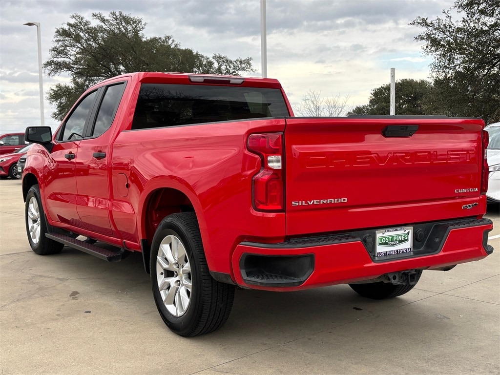 Used 2020 Chevrolet Silverado 1500 Custom with VIN 1GCRWBEK0LZ372868 for sale in Bastrop, TX
