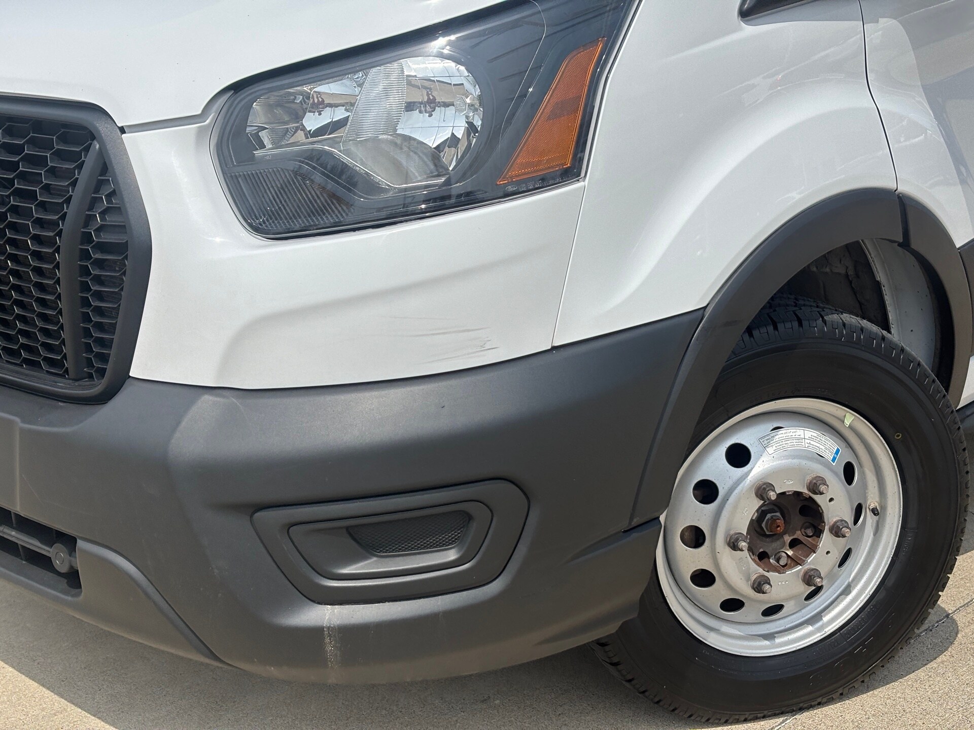 2023 Ford Transit photo 2