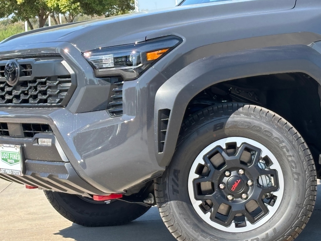 New 2025 Toyota Tacoma TRD Off-Road 4X4 DOUBLE CAB