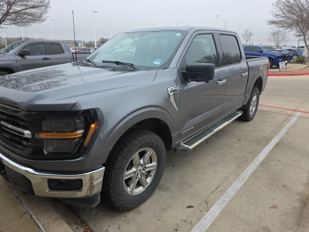 2024 Ford F-150 XLT's photo