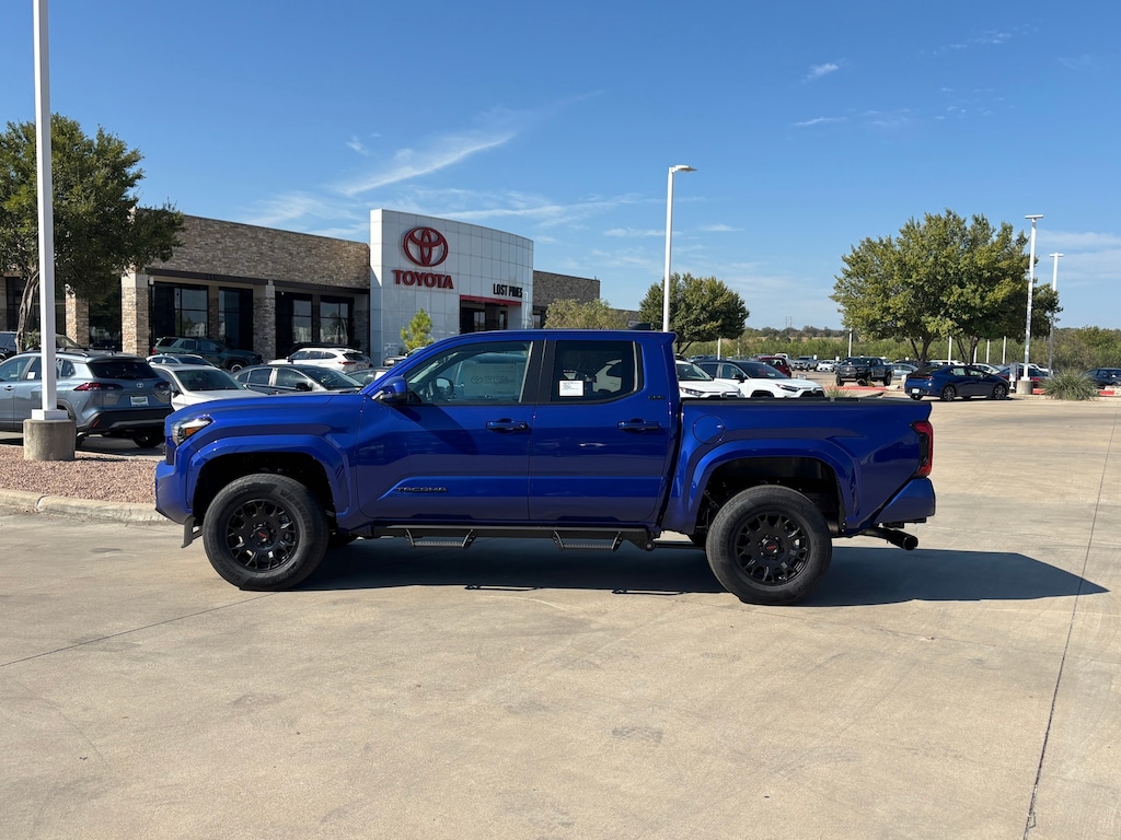New 2025 Toyota Tacoma SR5 4X4 DOUBLE CAB