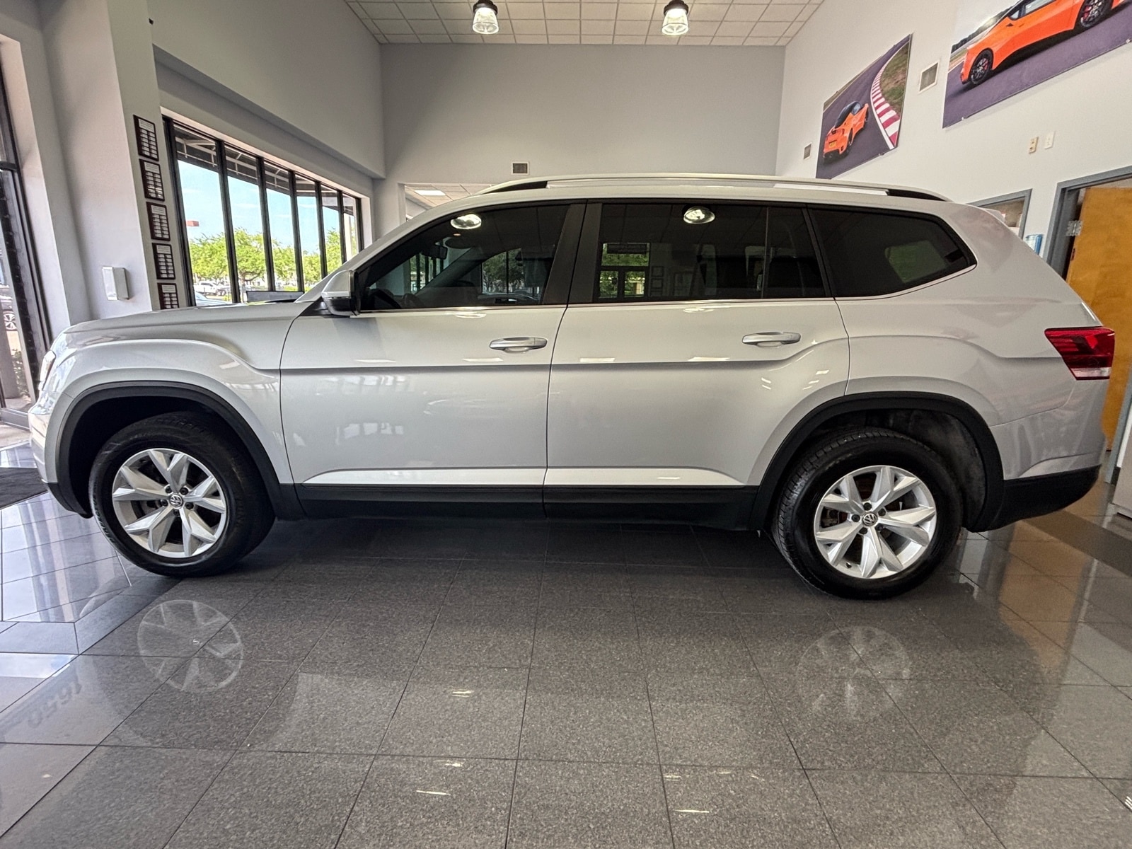 Certified 2019 Volkswagen Atlas SE with VIN 1V2DR2CA6KC546132 for sale in Jacksonville, FL