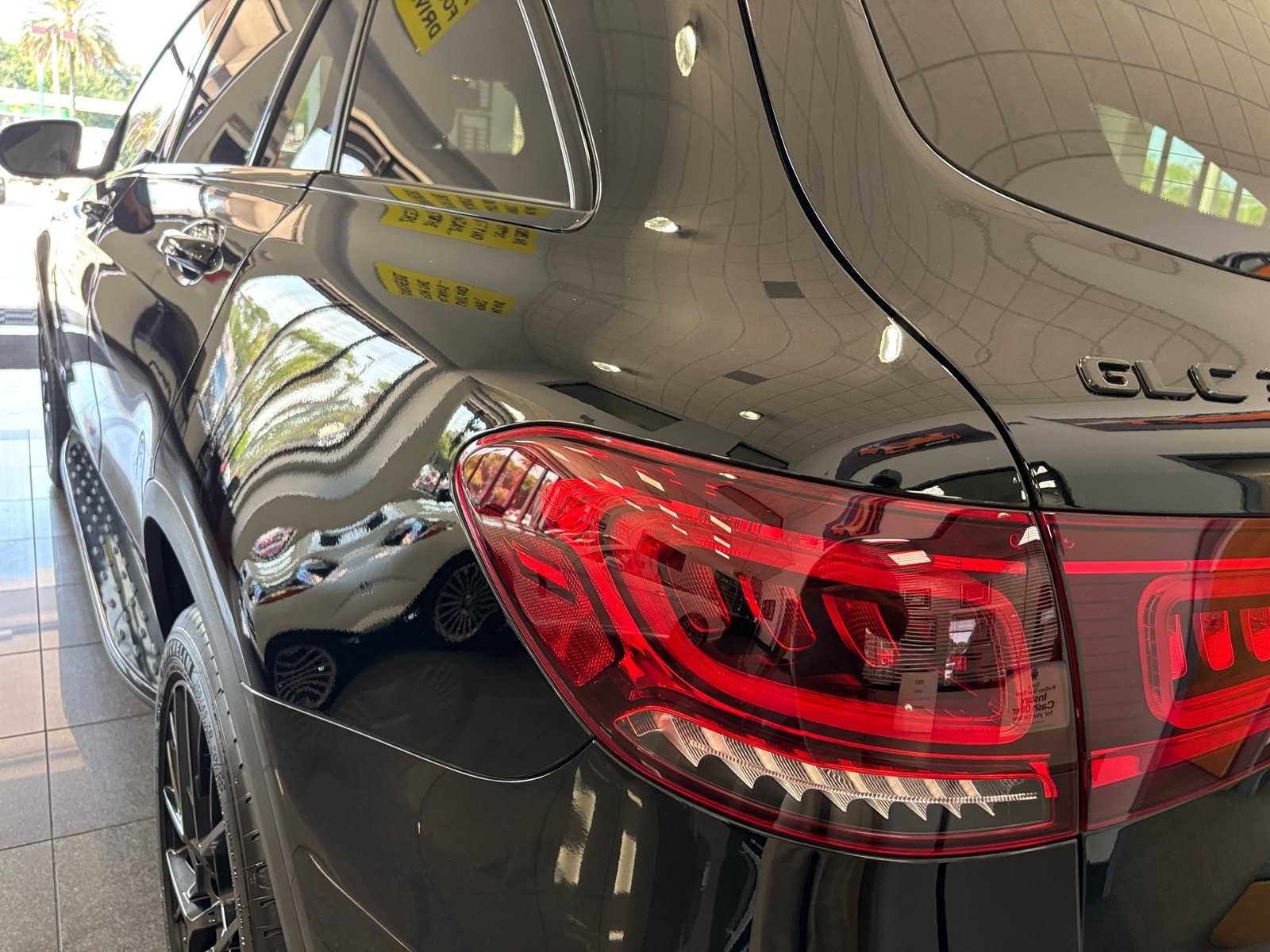 2022 Mercedes-Benz GLC GLC300 - Photo 10