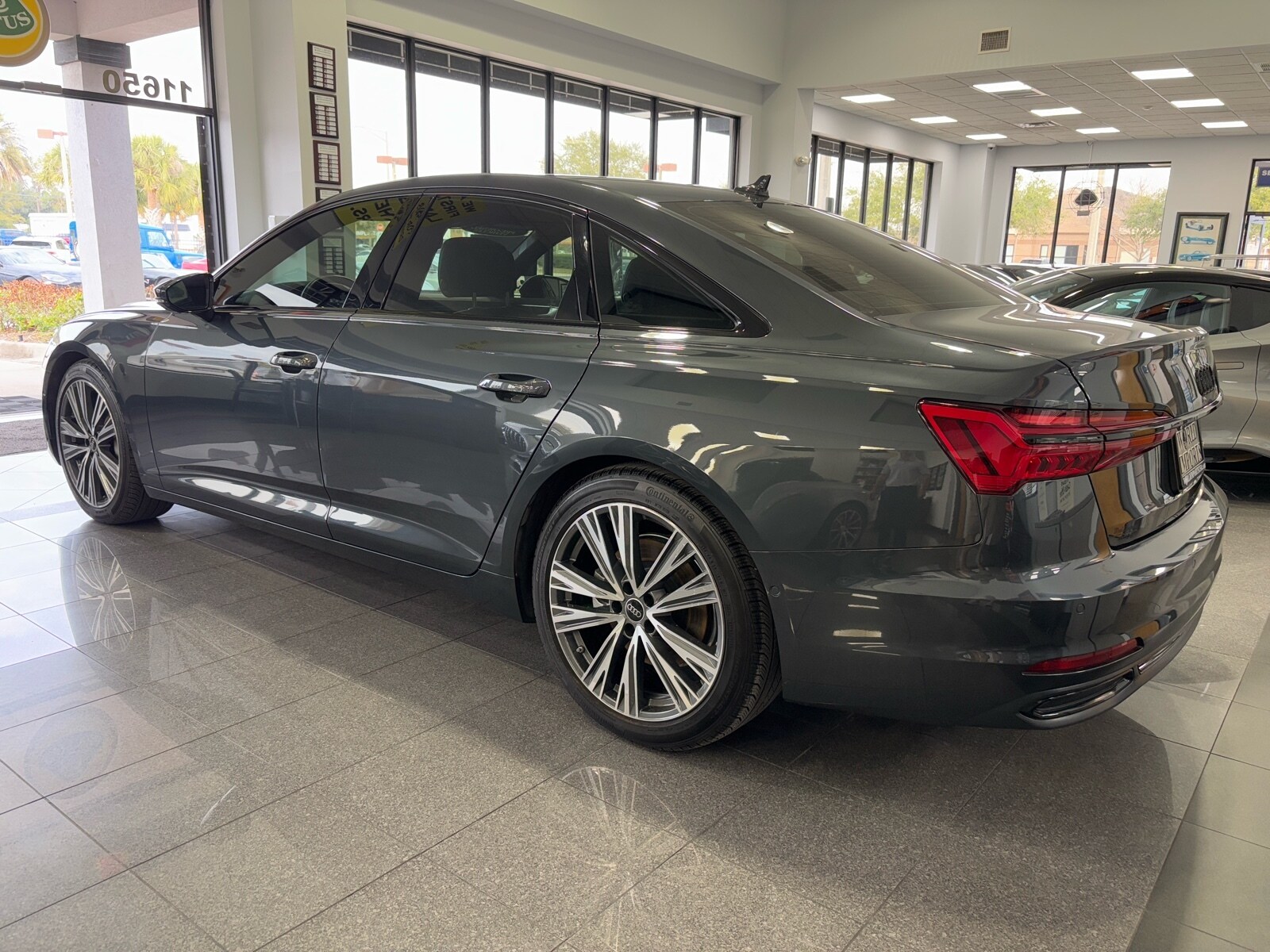 2023 Audi A6 Quattro Premium Plus photo 3
