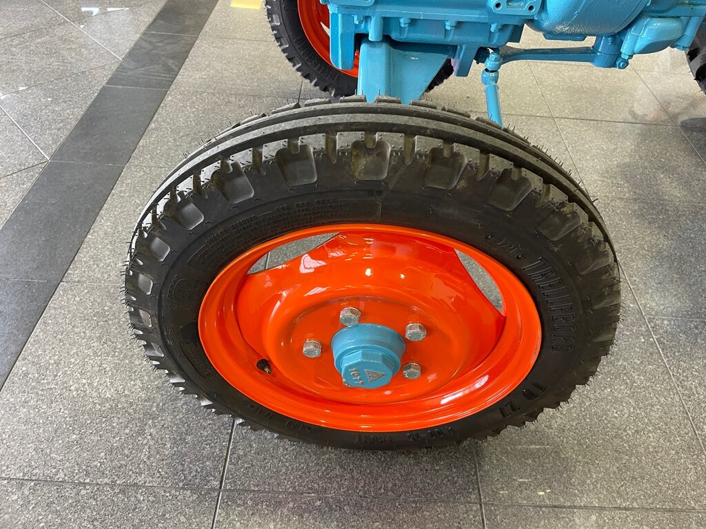 Certified 1963 Lamborghini Tractor 1R Tractor - (Collector Series)