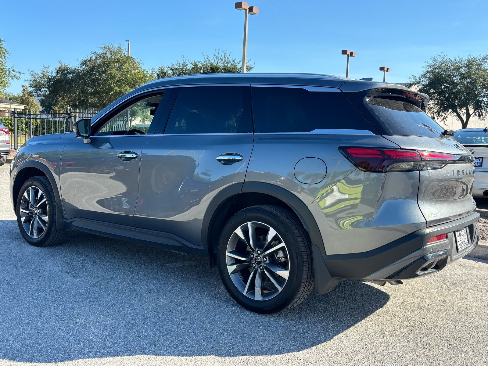 2025 Infiniti QX60 Luxe photo 3