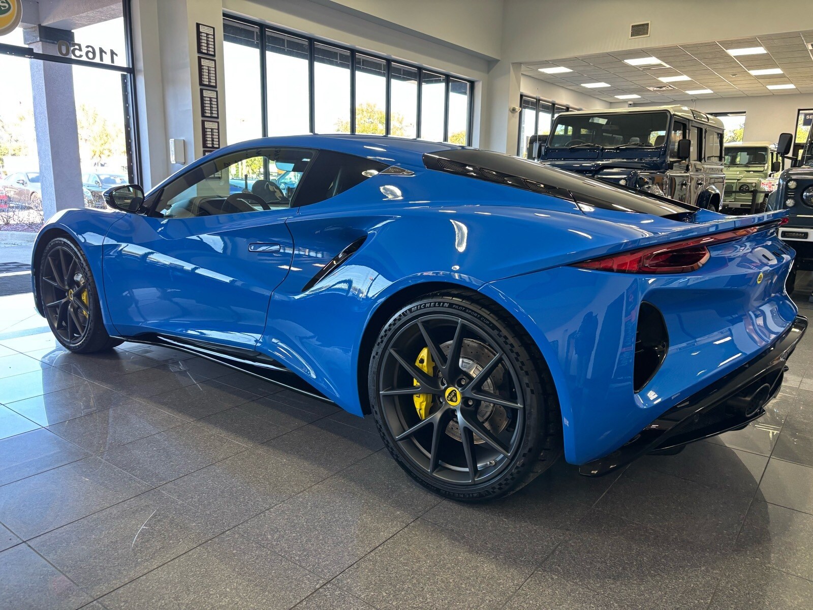 2025 Lotus Emira Base photo 3