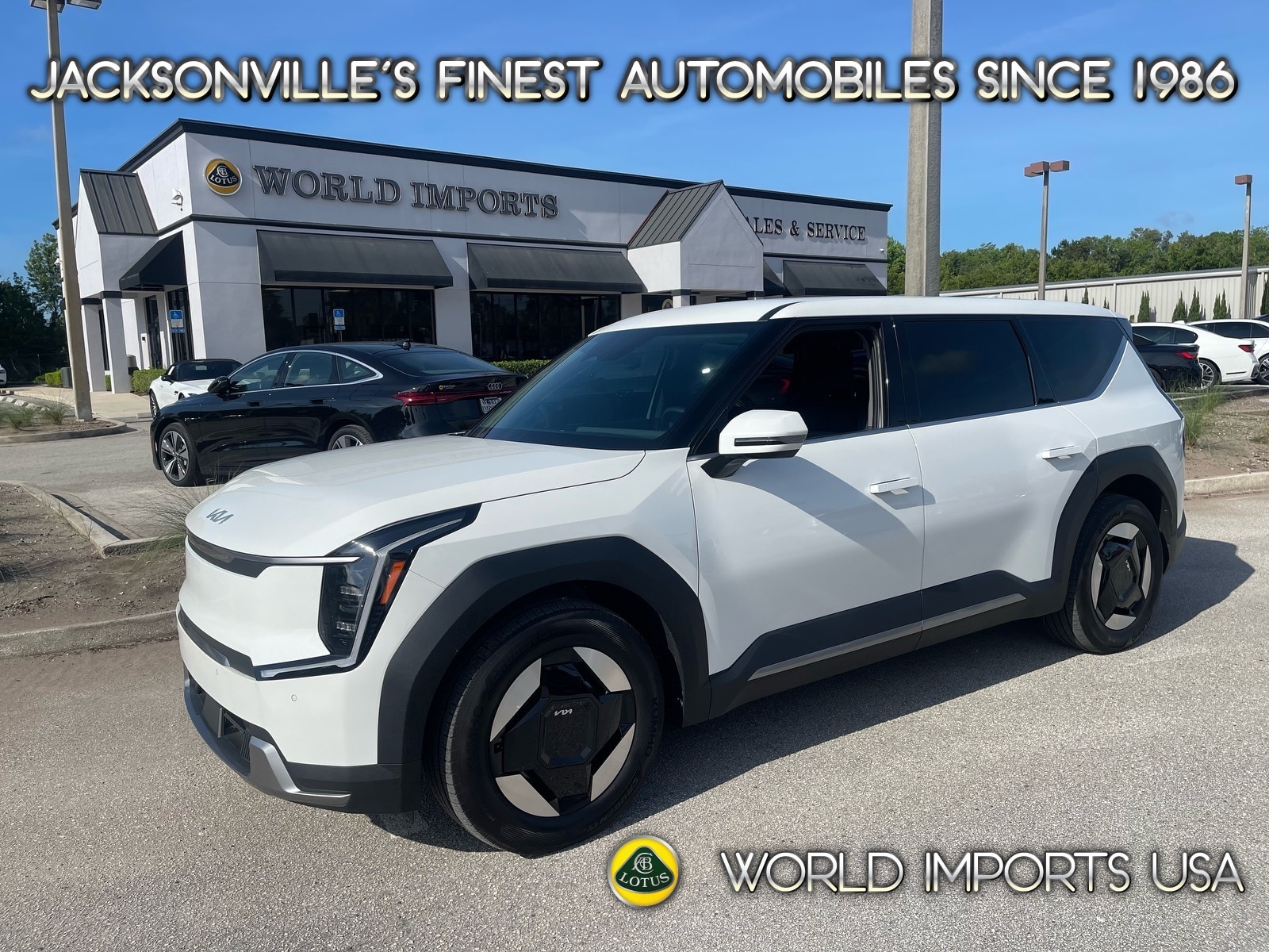 2024 Kia EV9 Light L/R's photo