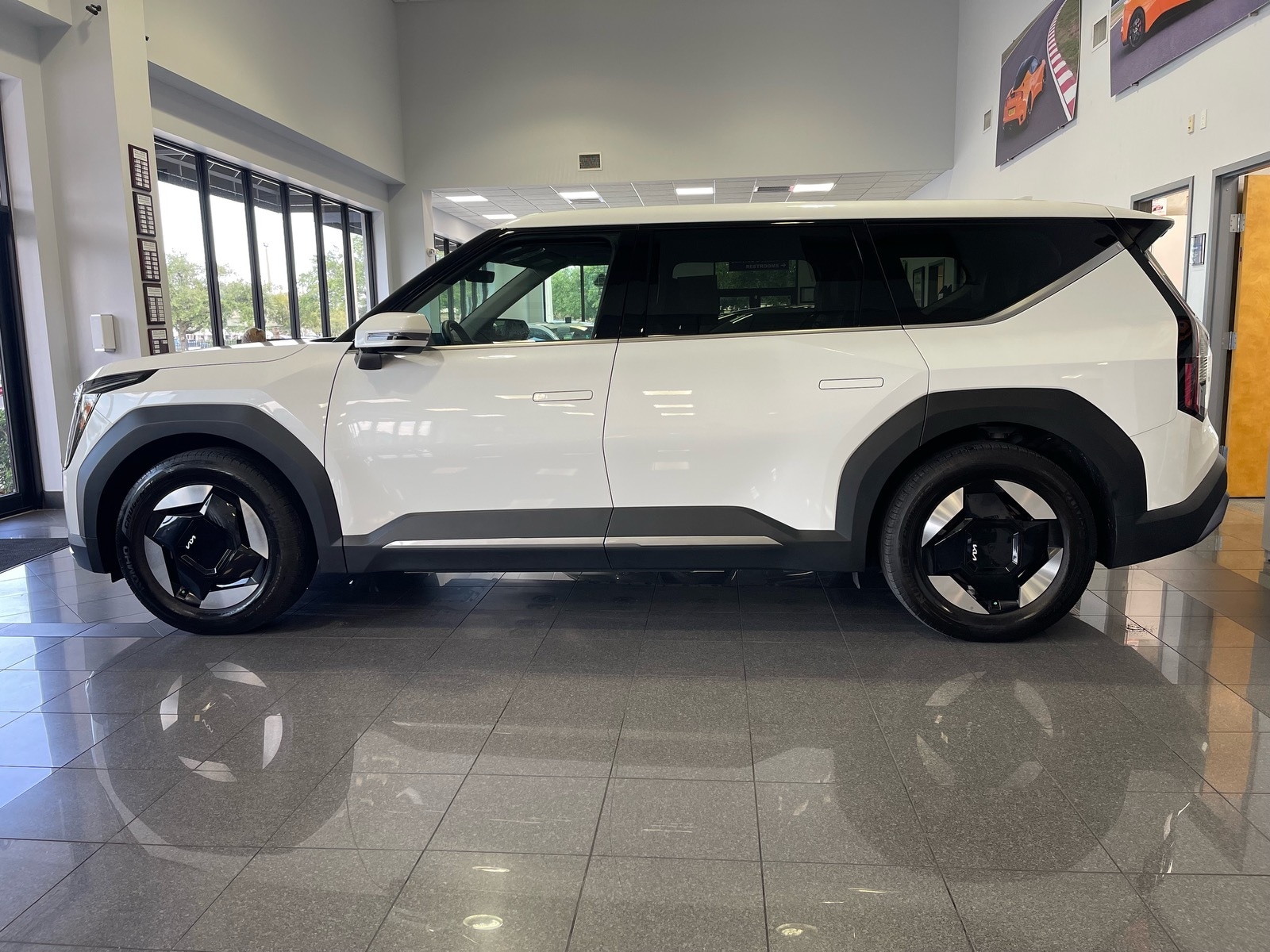 Certified 2024 Kia EV9 Light with VIN KNDAA5S29R6023574 for sale in Jacksonville, FL