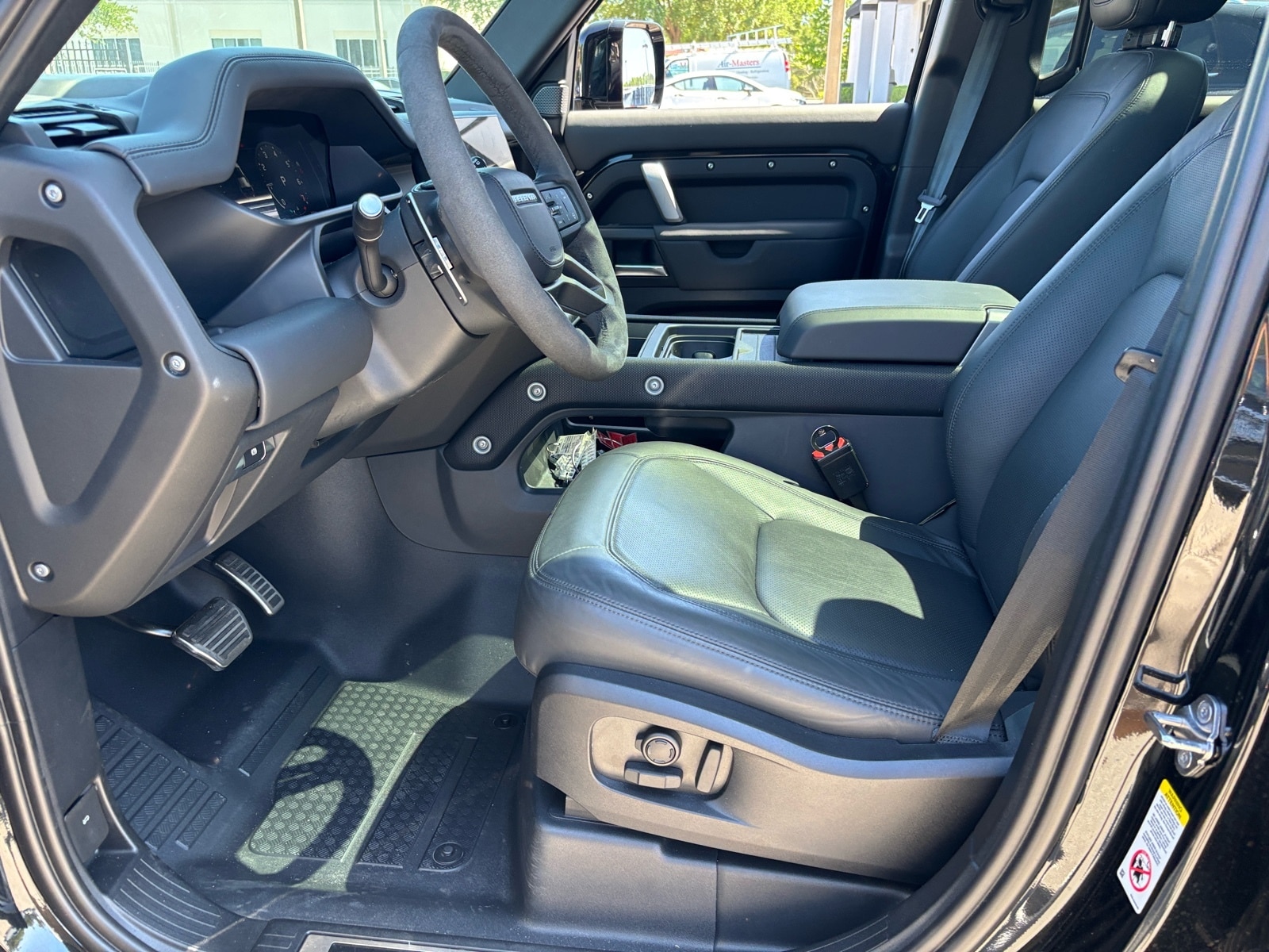 2024 Land Rover Defender V8 - Photo 7