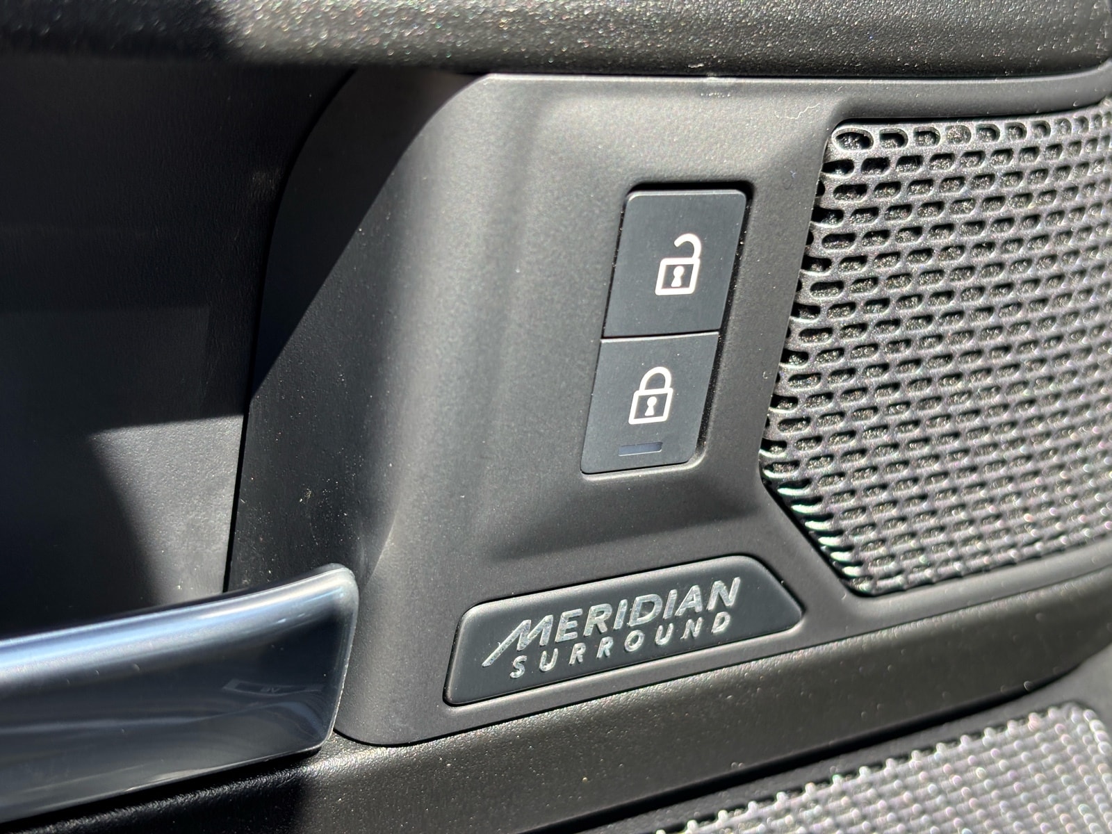 2024 Land Rover Defender V8 - Photo 31