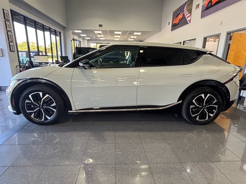 Certified 2022 Kia EV6 Wind - NEW $54,860.00 SUV