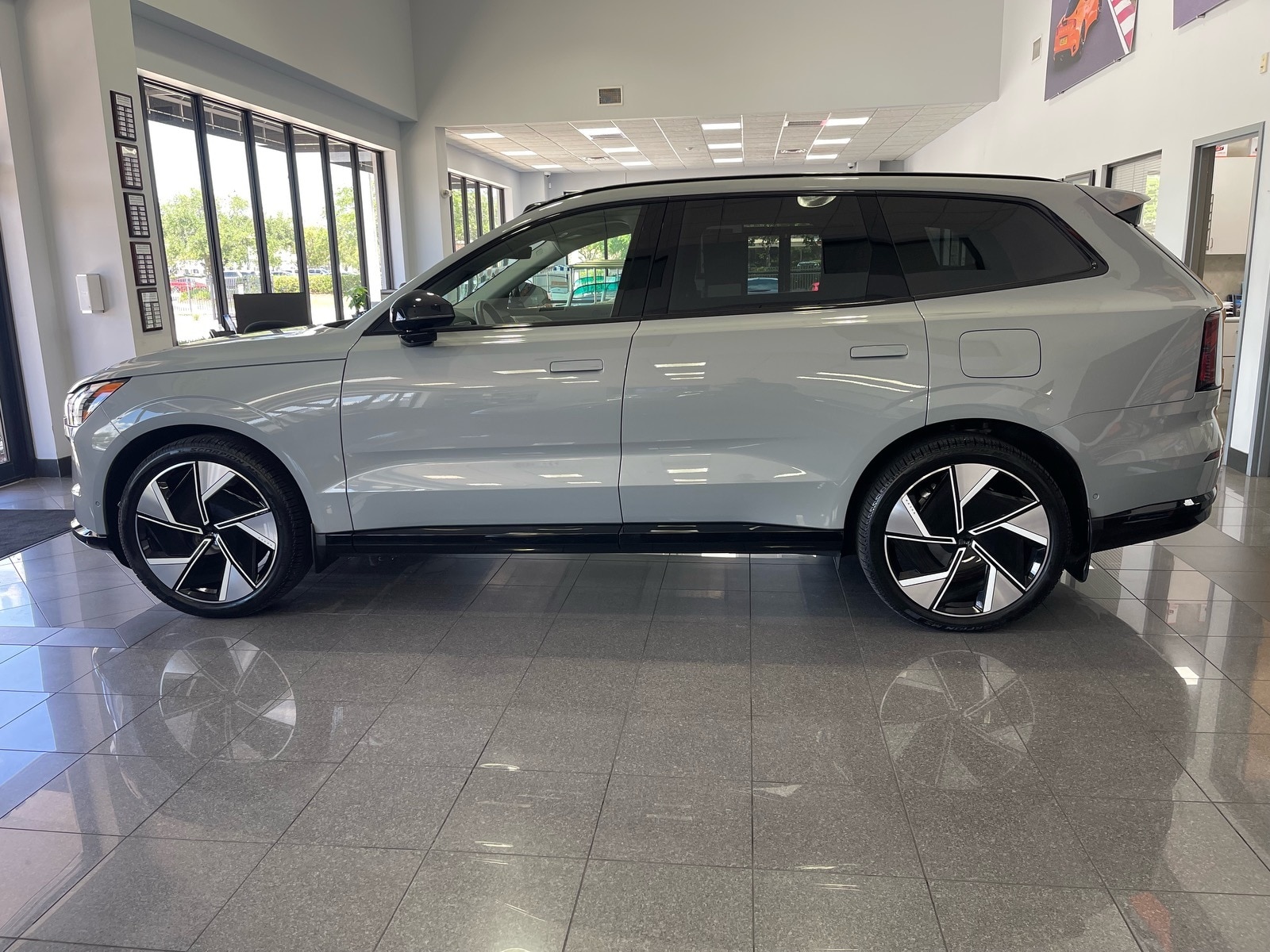 Certified 2025 Volvo EX90 Ultra with VIN 7JDE23VL6SG006326 for sale in Jacksonville, FL