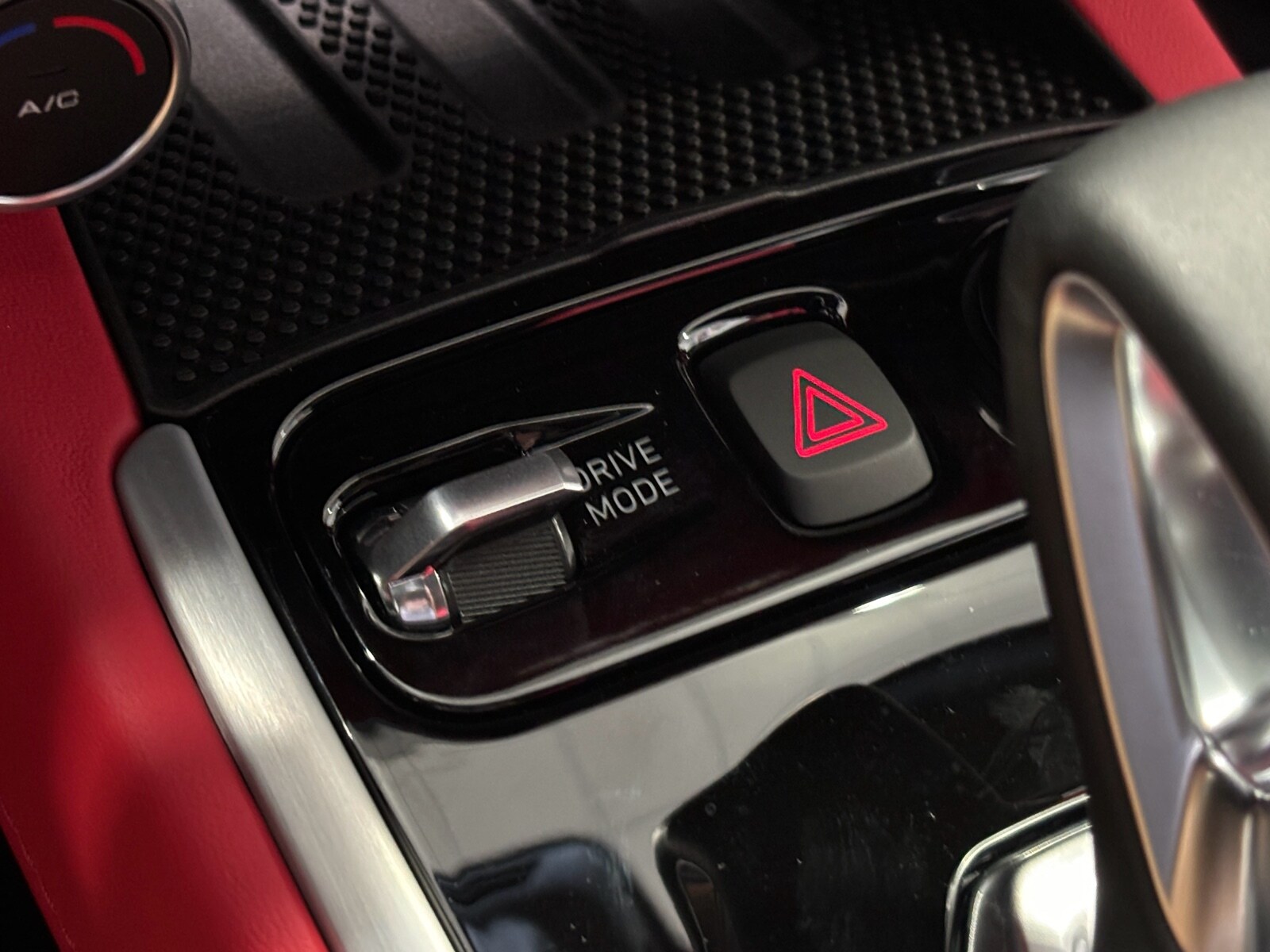 2024 Lotus Emira First Edition - Photo 40